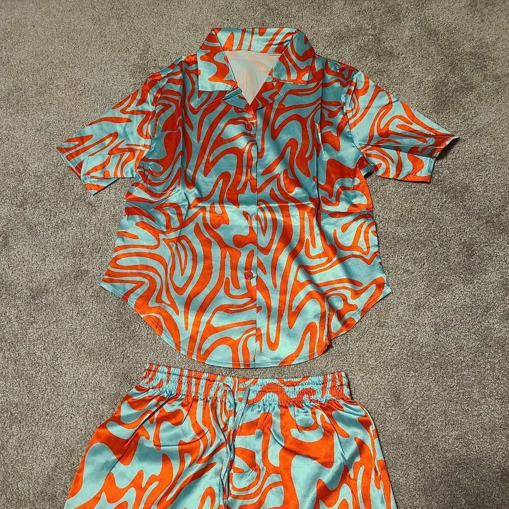 7 item lot! Ladies Lot- size Small lot - Picture 7 of 11